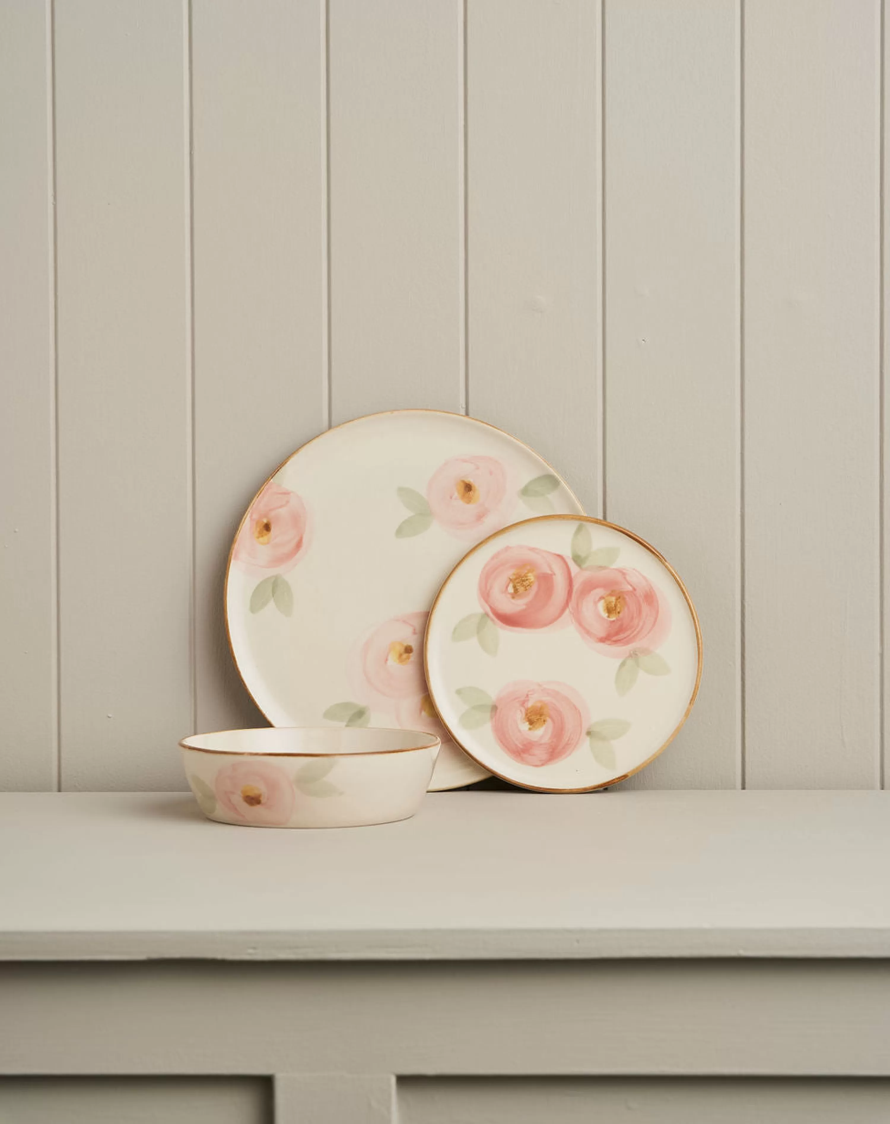 Robert Gordon Plates-Canvas Dinner / Orchard Blossom